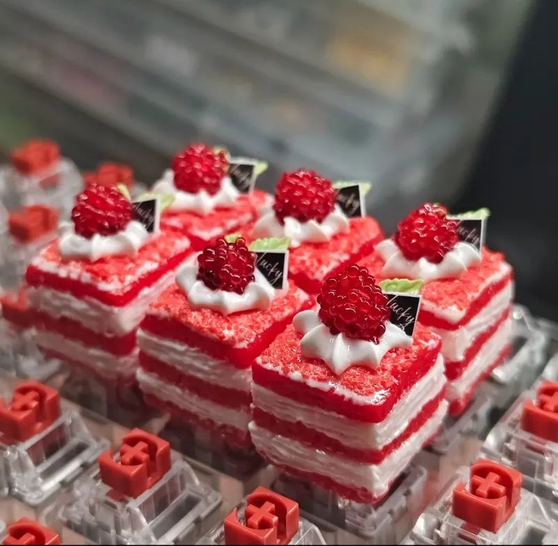 Original Cute Cake Keycap Kawaii Clay Keyboard Caps Custom Handmade Game Artistic Keycaps for Mechanical Keyboard Gift MX Switch