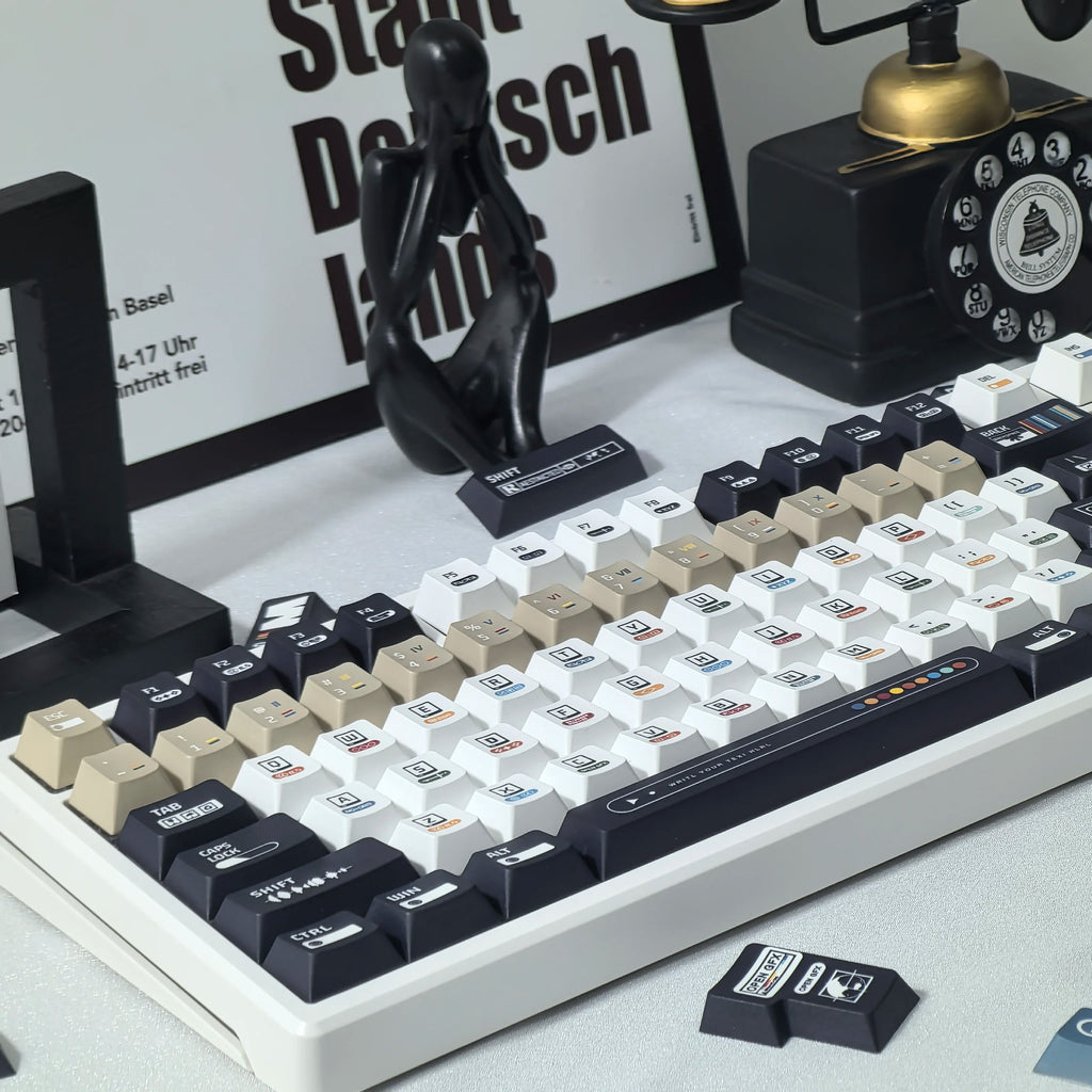 Korean Keycaps Maximalism Theme Keycap 135Keys Cherry Pbt Russian English Retro Keycap Black White Design  “L ”Shape Enter Key